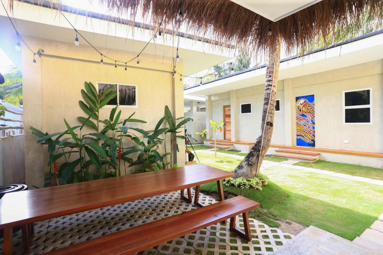 Beach People Hostel Bantayan Island Ocoy المظهر الخارجي الصورة